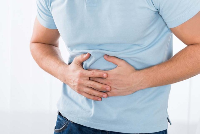 Đau bụng là triệu chứng điển hình polyp dạ dày