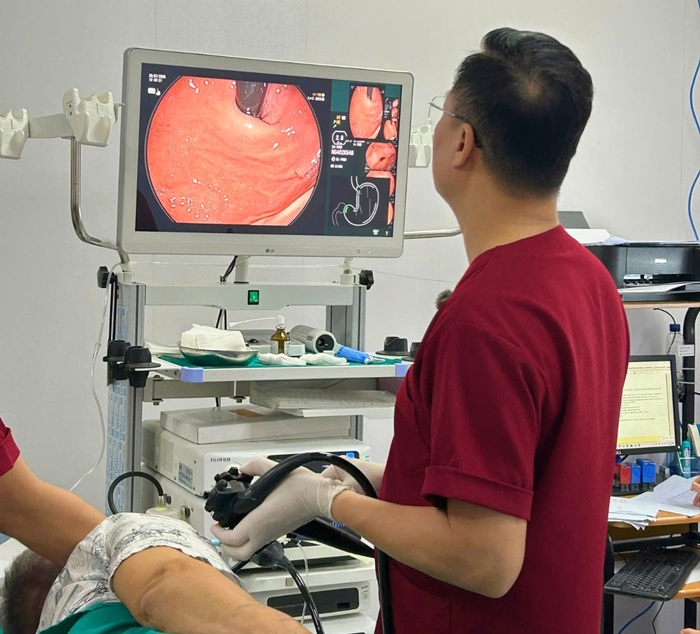 Nội soi dạ dày - thực quản để kiểm tra dạ dày