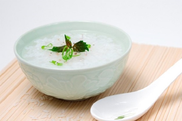 Có thể ăn cháo loãng trước 1 ngày nội soi