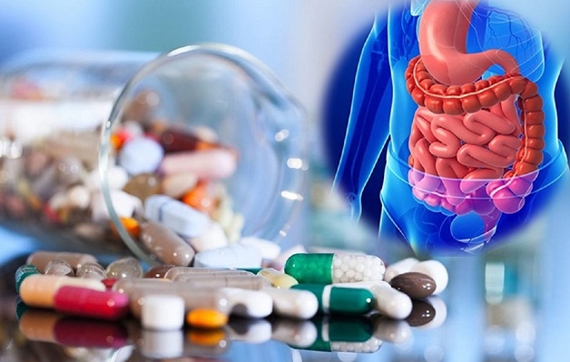 Dùng thuốc kháng sinh, kháng viêm chữa viêm đại tràng co thắt