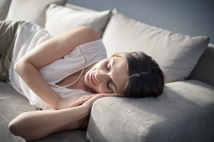 Nghỉ ngơi hợp lý để kiểm soát viêm trực tràng