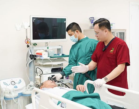 Phòng khám Nội soi Dr Giang ứng dụng kỹ thuật hiện đại, đội ngũ bác sĩ nhiều kinh nghiệm