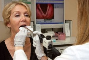 Bao lâu nội soi họng một lần để phát hiện sớm bệnh lý nguy hiểm?