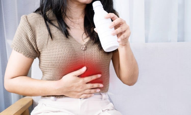 Sử dụng thuốc có thể gây tiêu chảy, đau bụng, chóng mặt