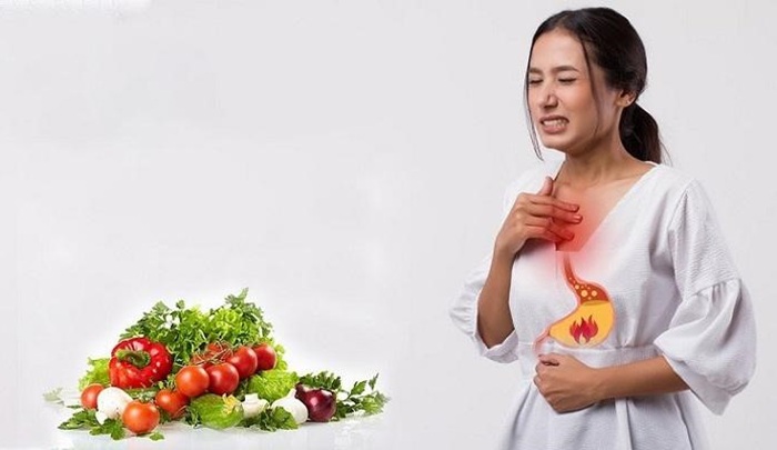 Không nên ăn quá nhanh để tránh trào ngược