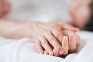 Bị viêm đại tràng có quan hệ được không? Lưu ý quan trọng